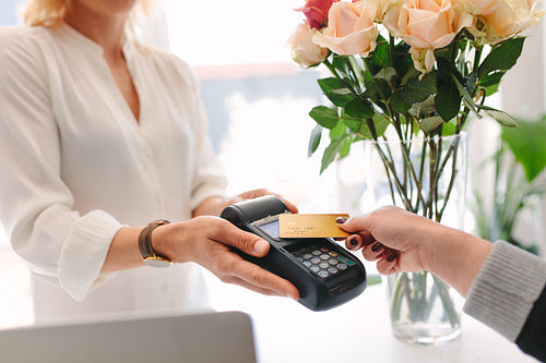 Contactless payment at florist