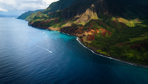 Tourist destinations in Hawaii: The magnificent Na Pali Coast