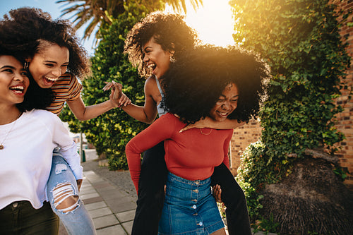 Getting around with besties