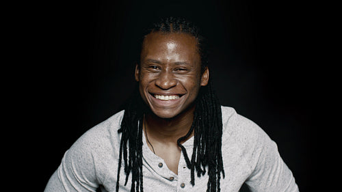 Cheerful african man with dreadlocks