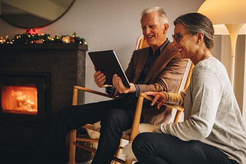 Grandparents social distancing on Christmas day
