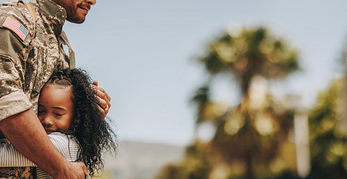 Adorable little girl reuniting with her military dad