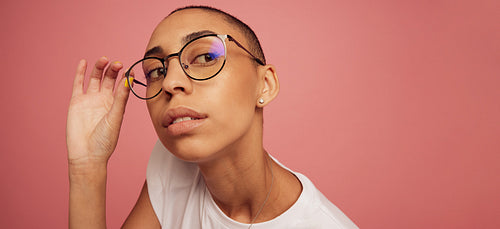 Woman wearing eyeglasses looking away