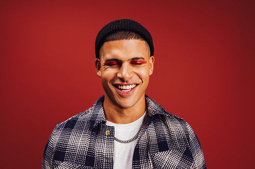 Feeling great in eye shadow