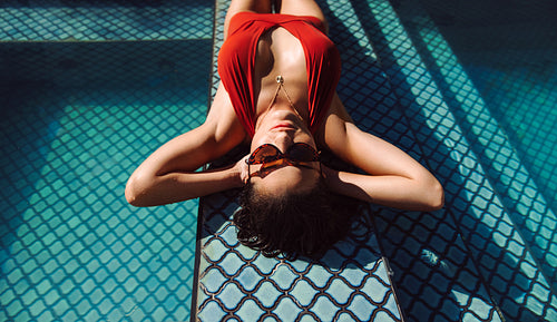 Unwinding by the pool