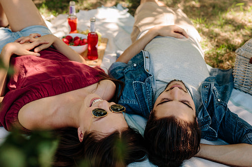 Beautiful couple relaxing on a picnic