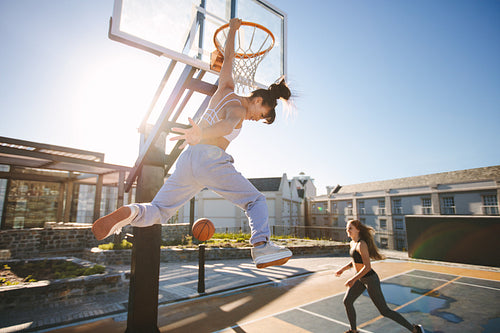 Women playing a streetball