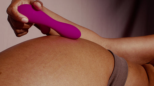 Playful touch - Intimate toy and female sexuality