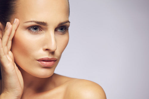 Beauty woman face with healthy skin