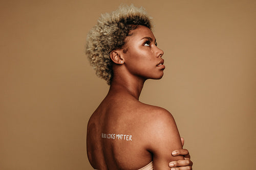 Portrait of african american woman expressing views