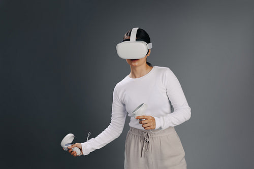 Virtual reality gaming