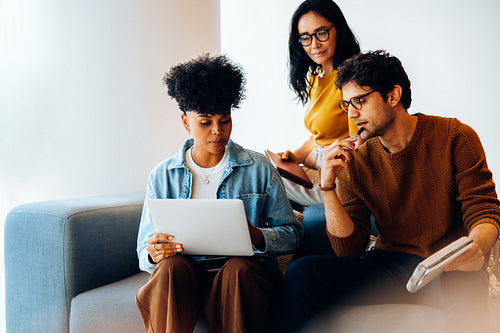 Guiding the discussion: Team aligns on next project steps
