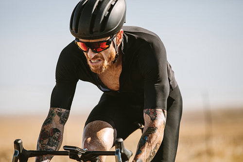 Road cyclist with sunglasses