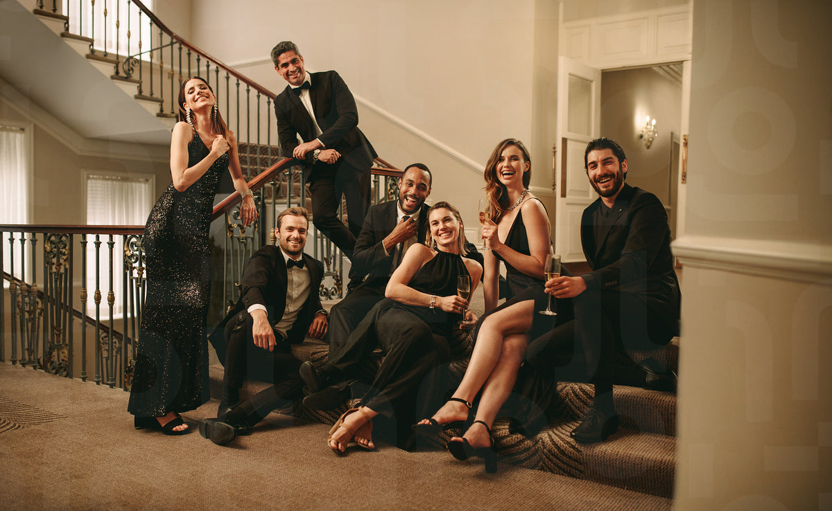 Group of socialites enjoying at gala night – Jacob Lund Photography ...