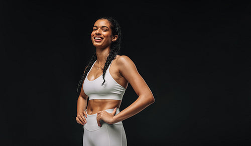 Monochrome fitness portrait of fit woman