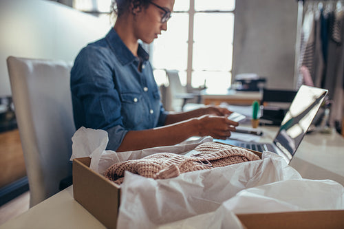 Online selling office