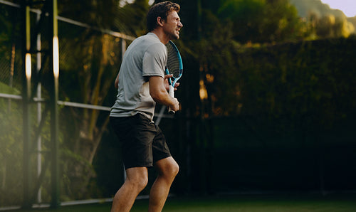 Tennis player feeling disappointed during match