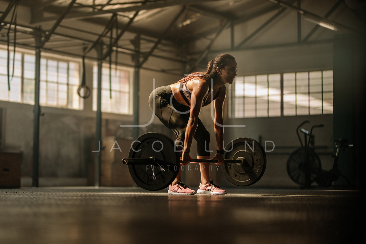 Back of female fitness model – Jacob Lund Photography Store
