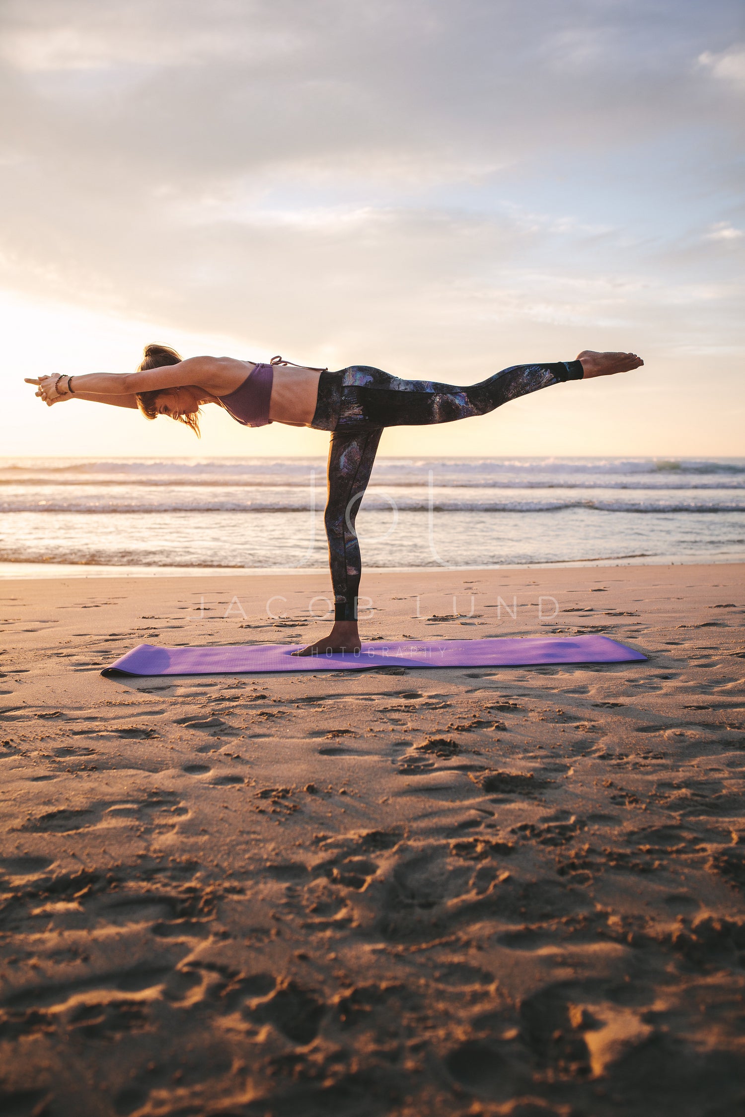 Acroyoga: Yoga Poses for Two People | livestrong