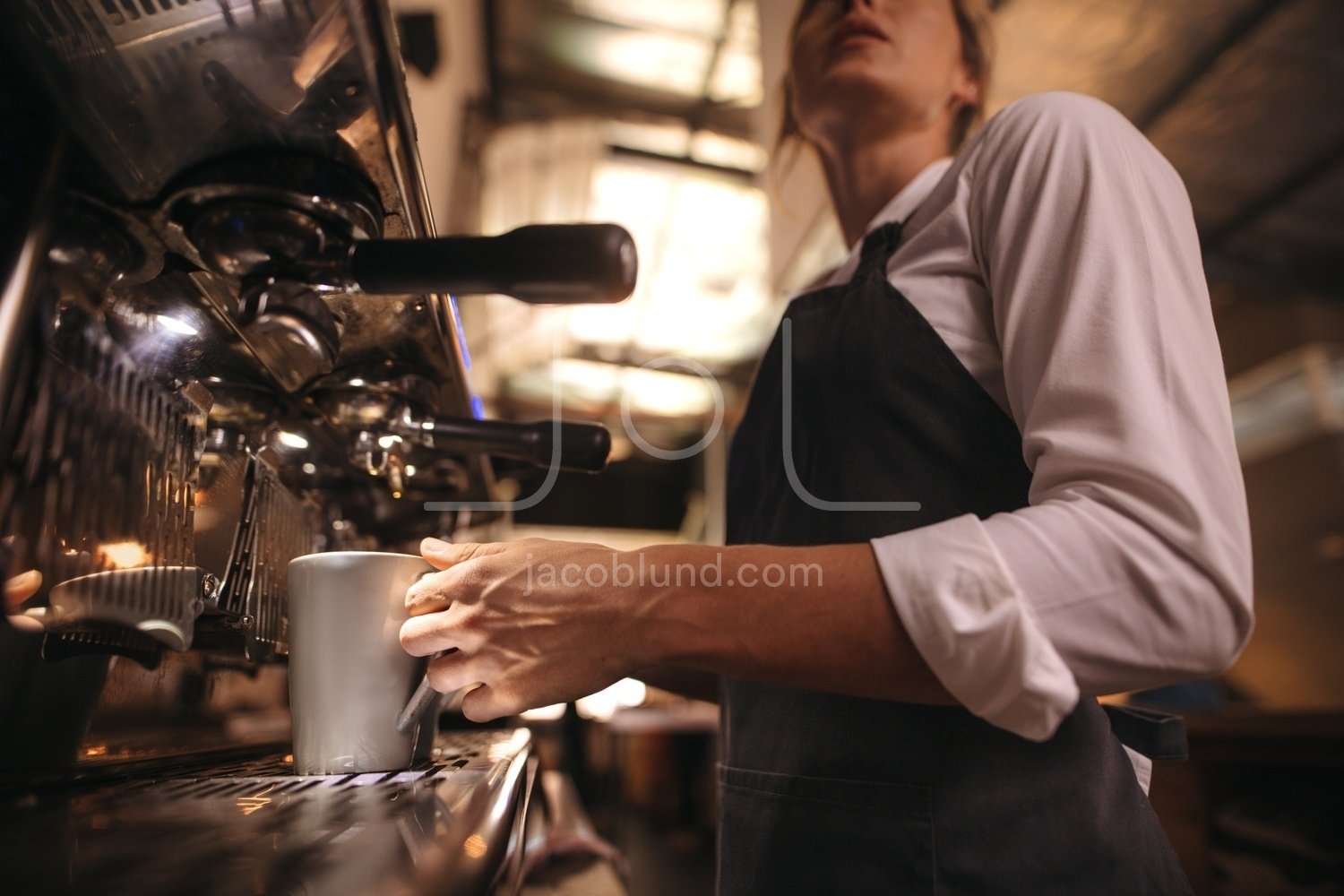 https://jacoblund.com/cdn/shop/products/photo-id-2005650440261-barista-making-coffee-on-coffee-maker-machine.jpg?v=1563881745