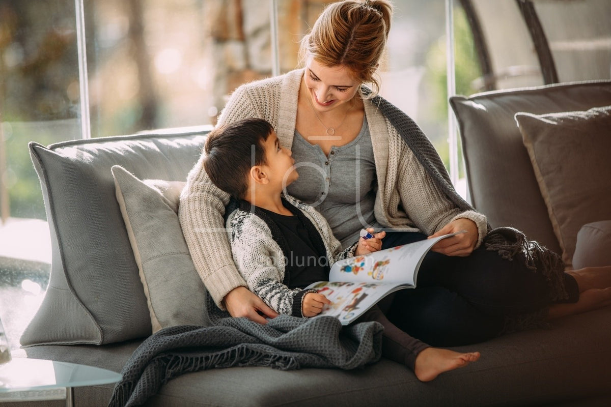 Child playing colorful blocks game with mother – Jacob Lund Photography  Store- premium stock photo